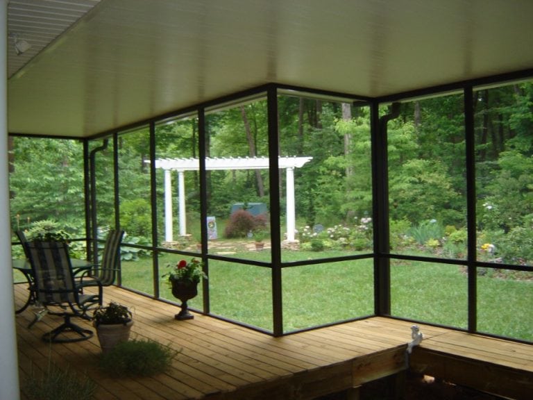 Screen Rooms with Aluminum Roof - BackYard Enclosures